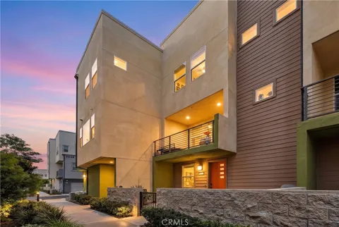 1635 W Lincoln Avenue #103