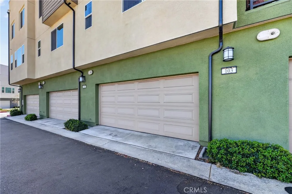 1635 W Lincoln Avenue #103 Anaheim, CA 92801