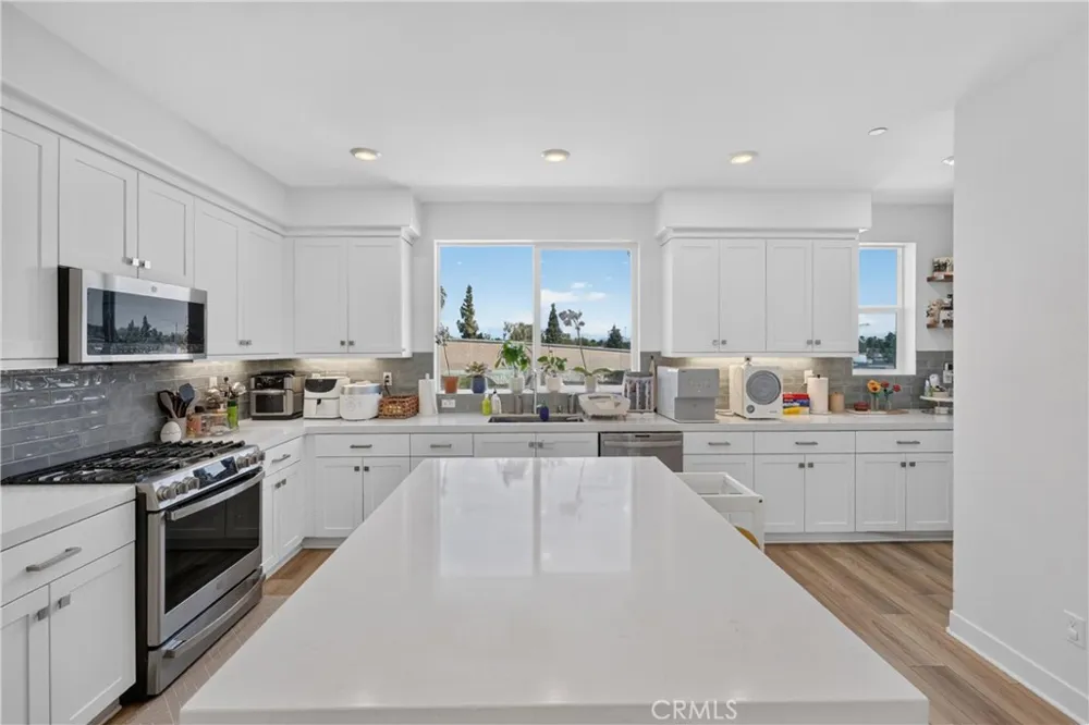1635 W Lincoln Avenue #103 Anaheim, CA 92801