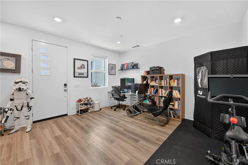 1635 W Lincoln Avenue #103 Anaheim, CA 92801