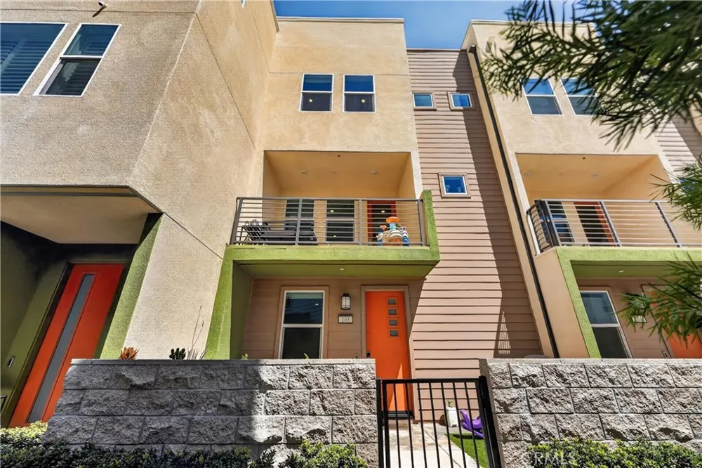 1635 W Lincoln Avenue #103 Anaheim, CA 92801
