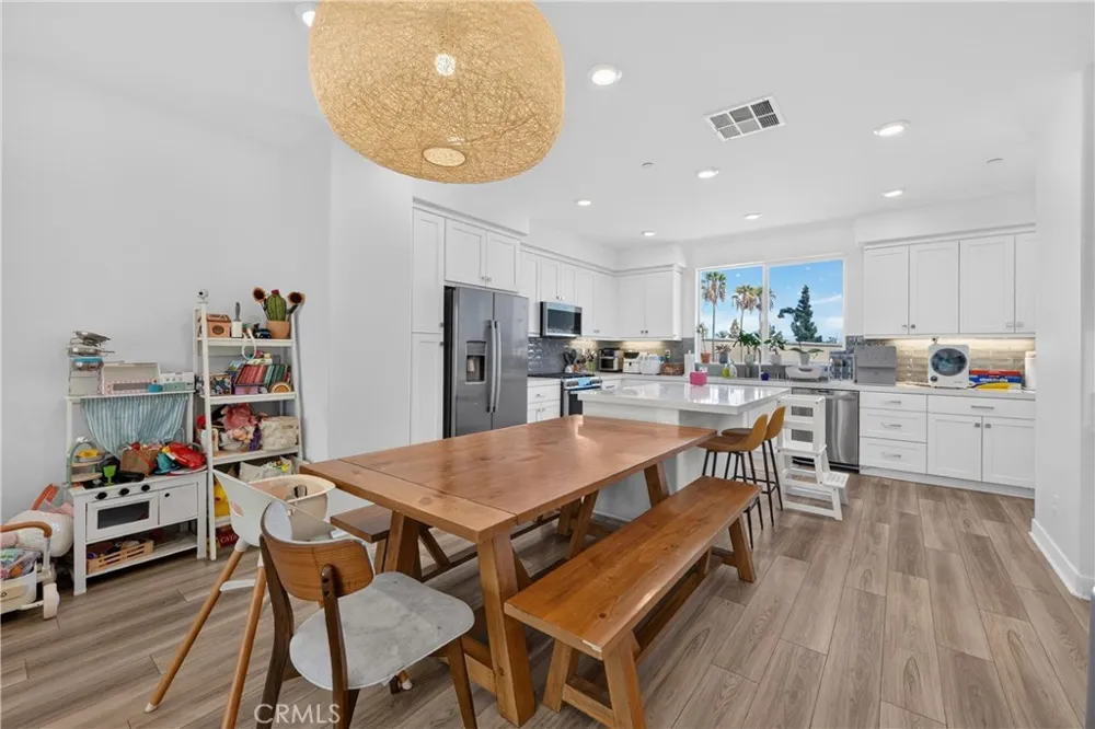 1635 W Lincoln Avenue #103 Anaheim, CA 92801