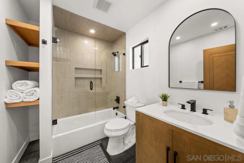 436 Bonair La Jolla, CA 92037