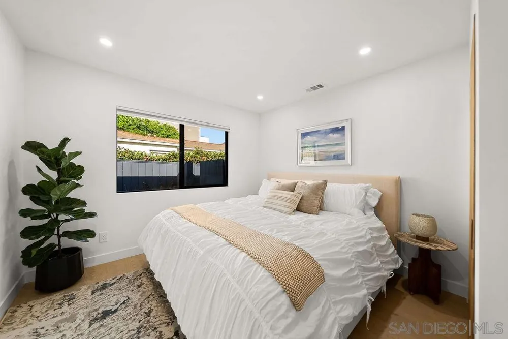 436 Bonair La Jolla, CA 92037