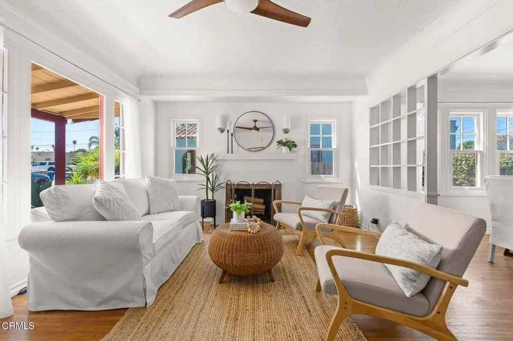 199 S Catalina Street Ventura, CA 93001