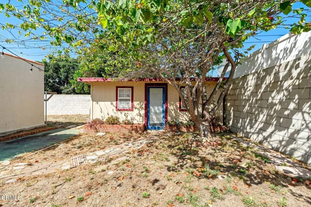 199 S Catalina Street Ventura, CA 93001