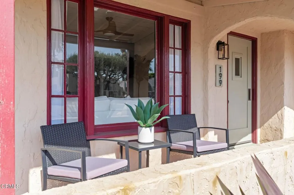 199 S Catalina Street Ventura, CA 93001
