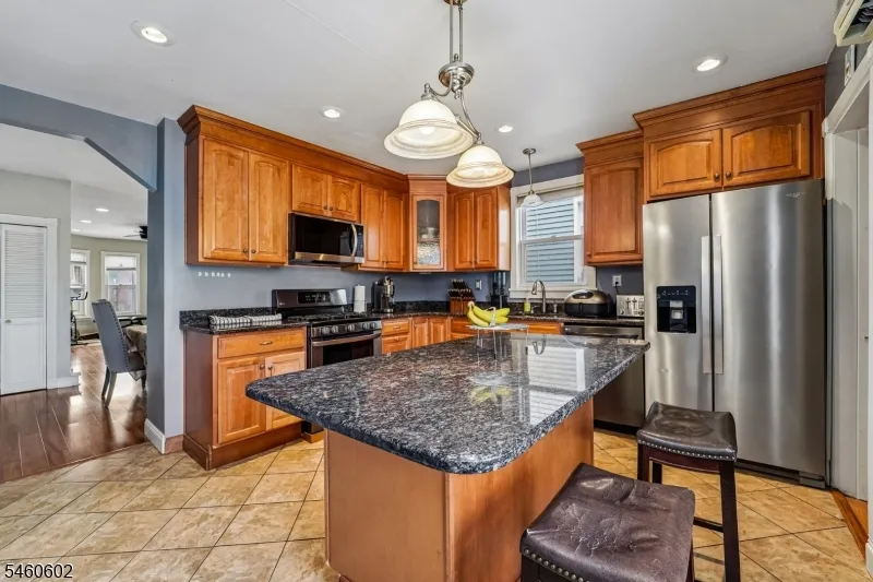 155 W 3Rd St Bayonne, NJ 07002