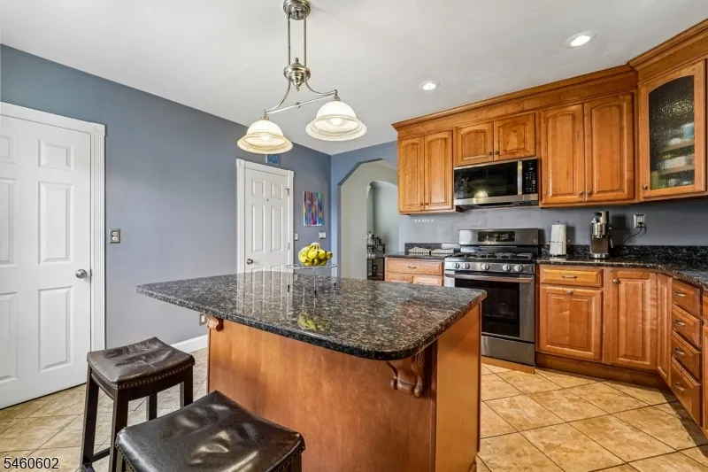 155 W 3Rd St Bayonne, NJ 07002