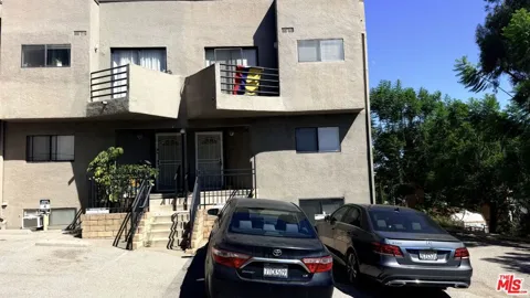 1858 Alvarado Street