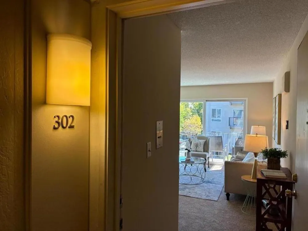 847 Humboldt Street #302 San Mateo, CA 94401
