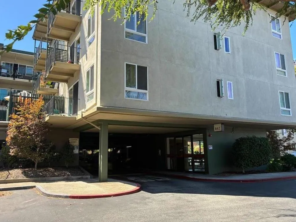 847 Humboldt Street #302 San Mateo, CA 94401