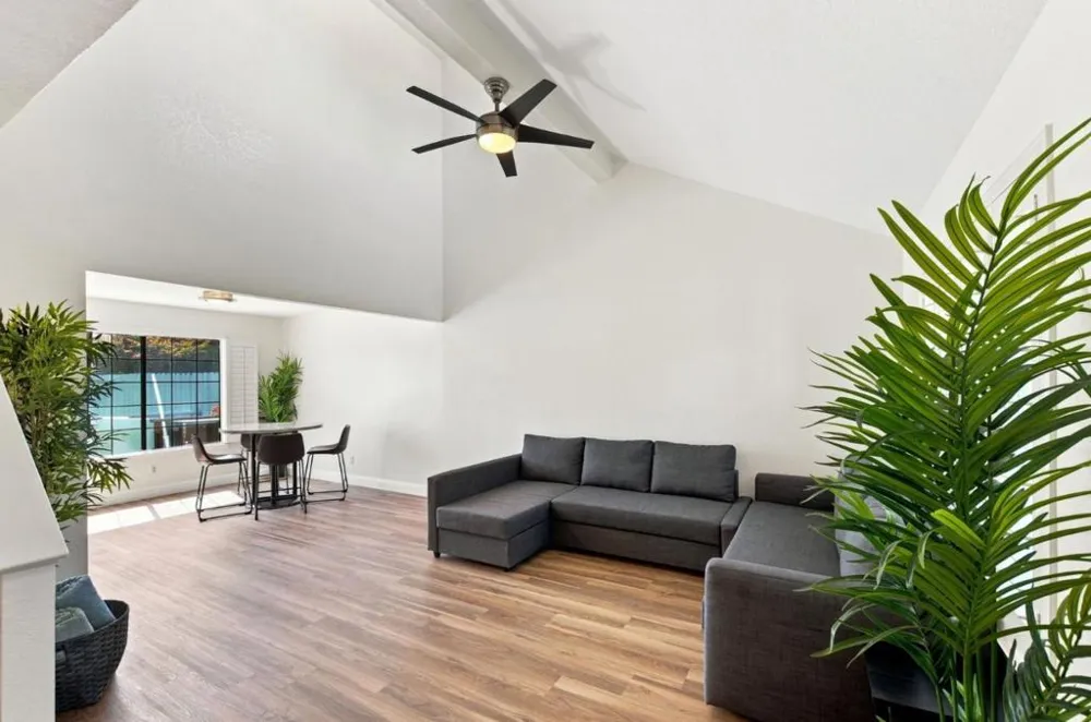 2512 Burlwood Drive Modesto, CA 95355