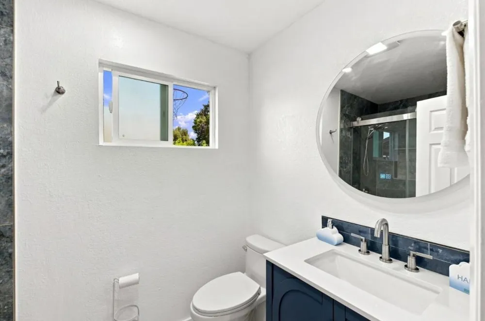 2512 Burlwood Drive Modesto, CA 95355