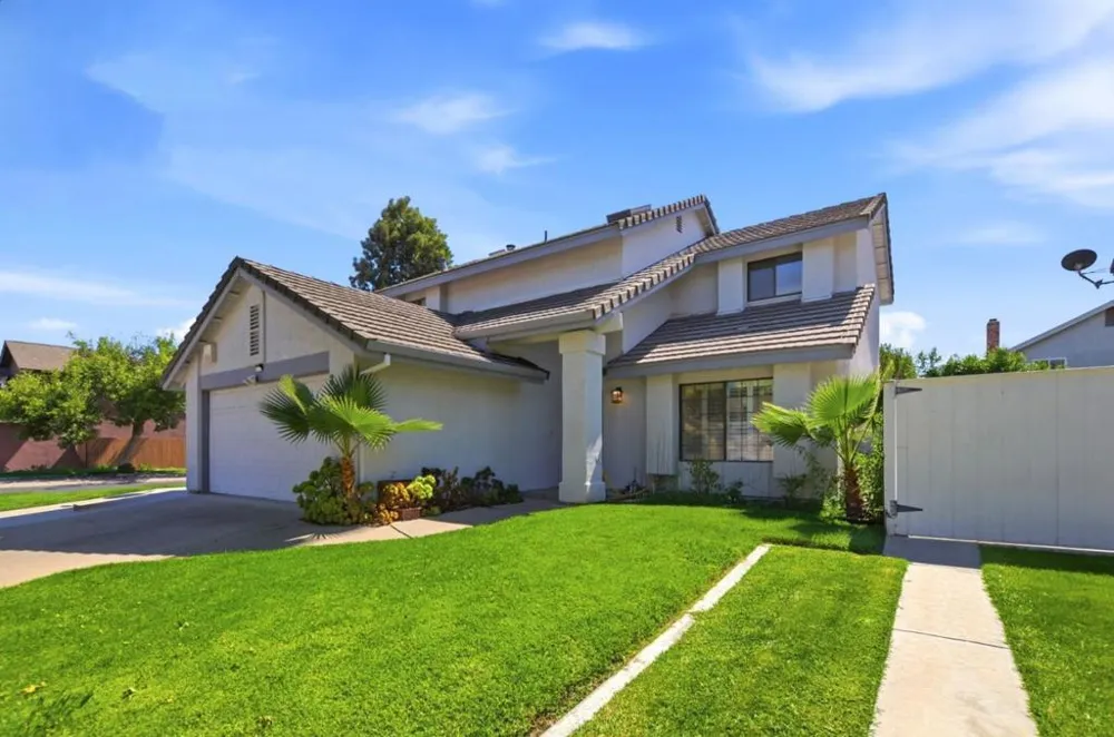 2512 Burlwood Drive Modesto, CA 95355