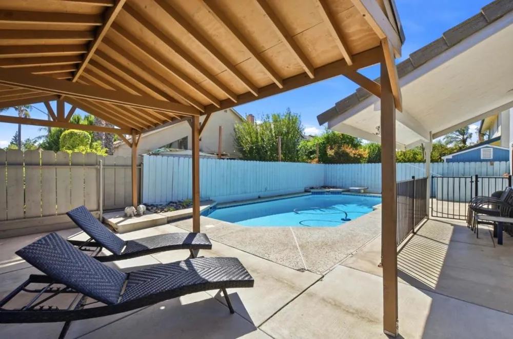 2512 Burlwood Drive Modesto, CA 95355