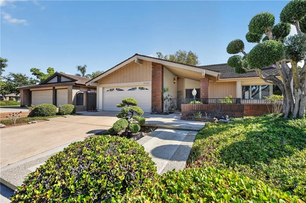 2224 Mountain Ridge Fullerton, CA 92831