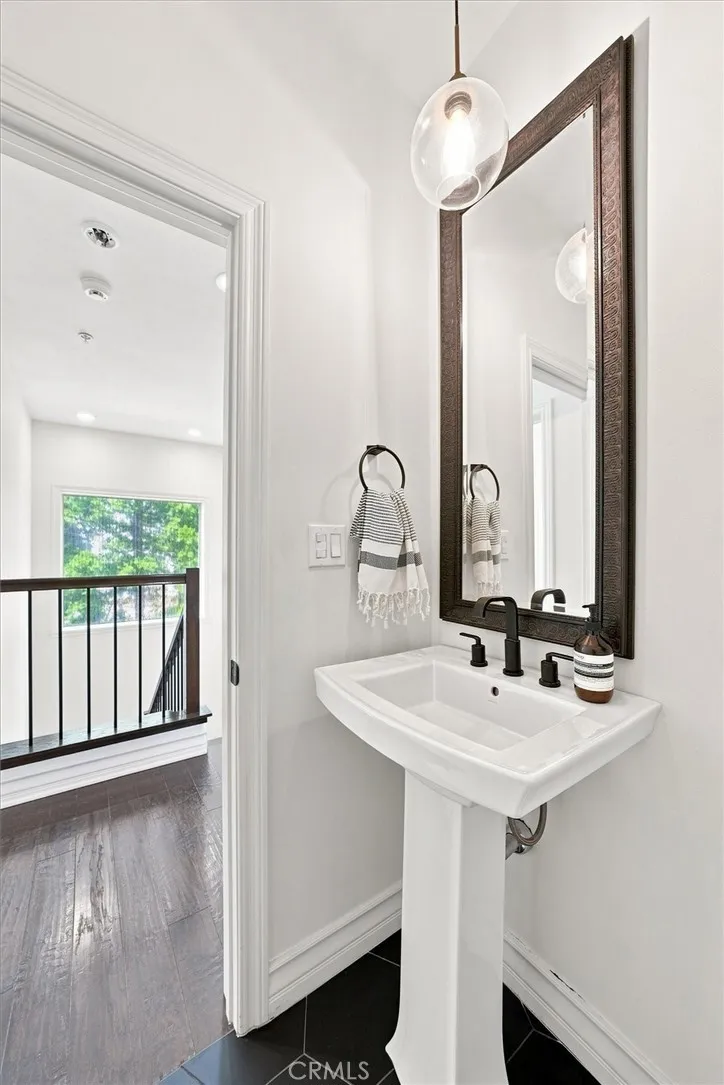 2723 Carnegie #C Redondo Beach, CA 90278