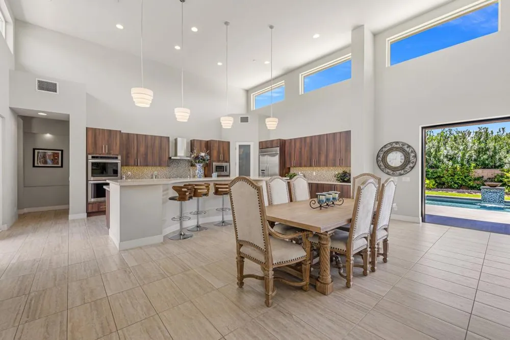 15 Via Montagna Rancho Mirage, CA 92270