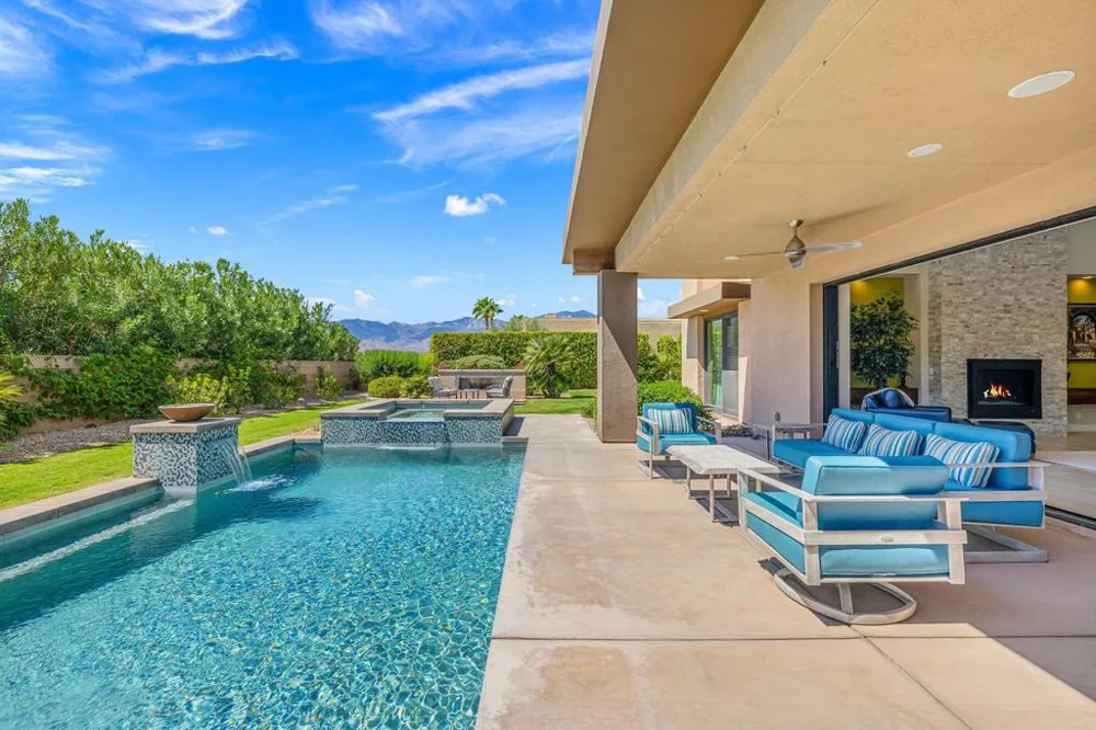 15 Via Montagna Rancho Mirage, CA 92270