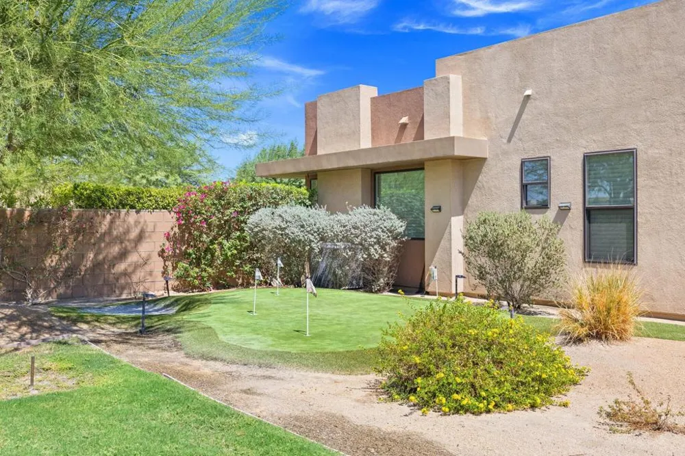 15 Via Montagna Rancho Mirage, CA 92270