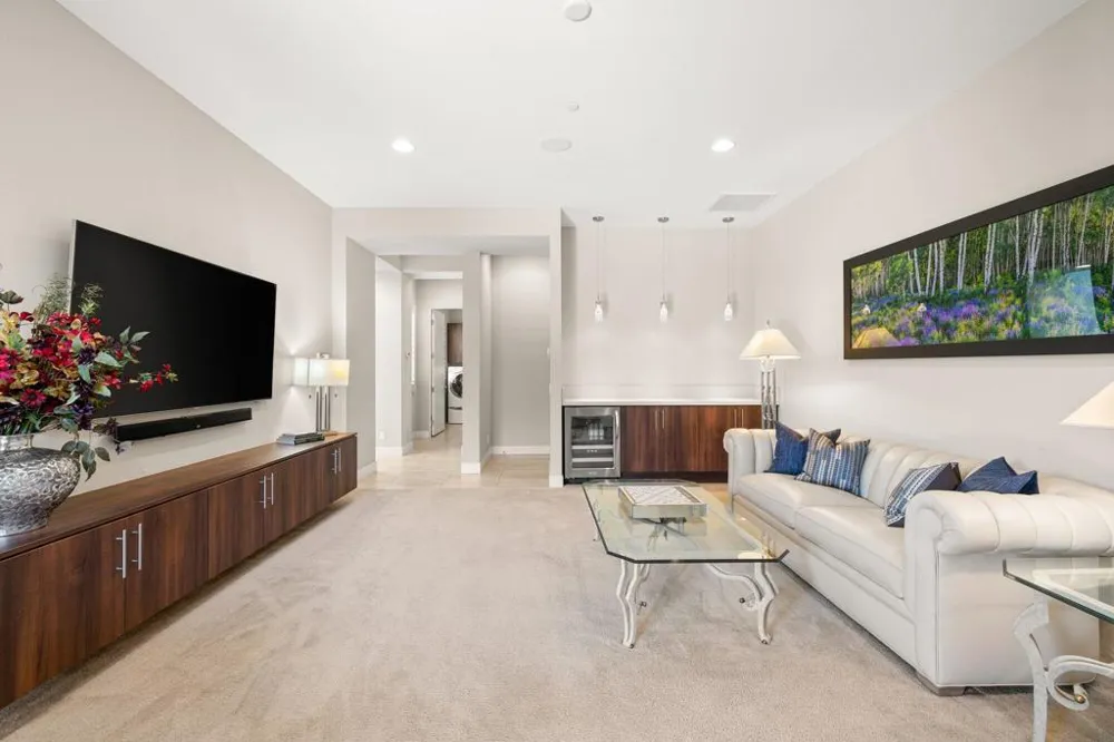 15 Via Montagna Rancho Mirage, CA 92270