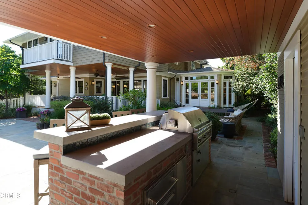 303 Markham Place Pasadena, CA 91105