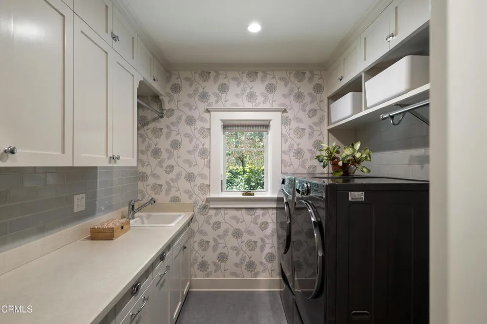 303 Markham Place Pasadena, CA 91105