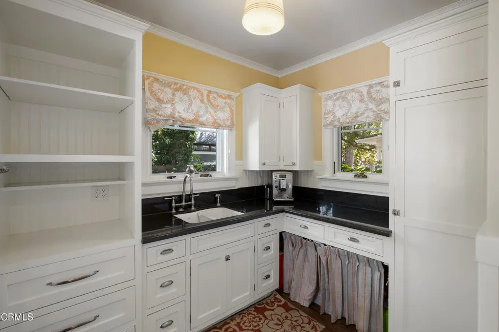 303 Markham Place Pasadena, CA 91105