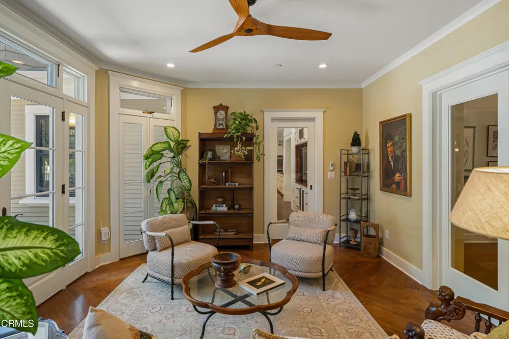 303 Markham Place Pasadena, CA 91105