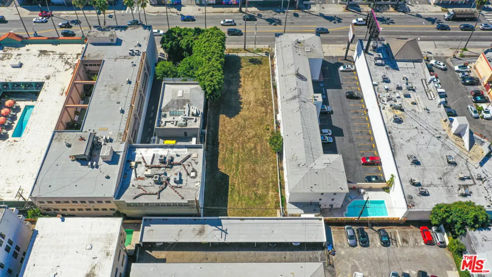 7045 W Sunset Boulevard Los Angeles, CA 90028
