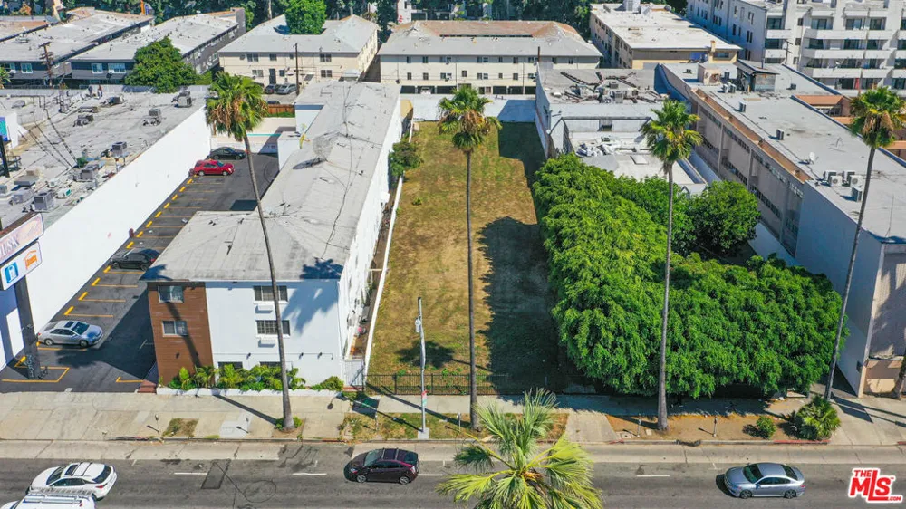 7045 W Sunset Boulevard Los Angeles, CA 90028