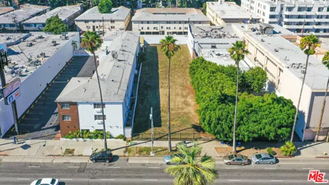 7045 W Sunset Boulevard