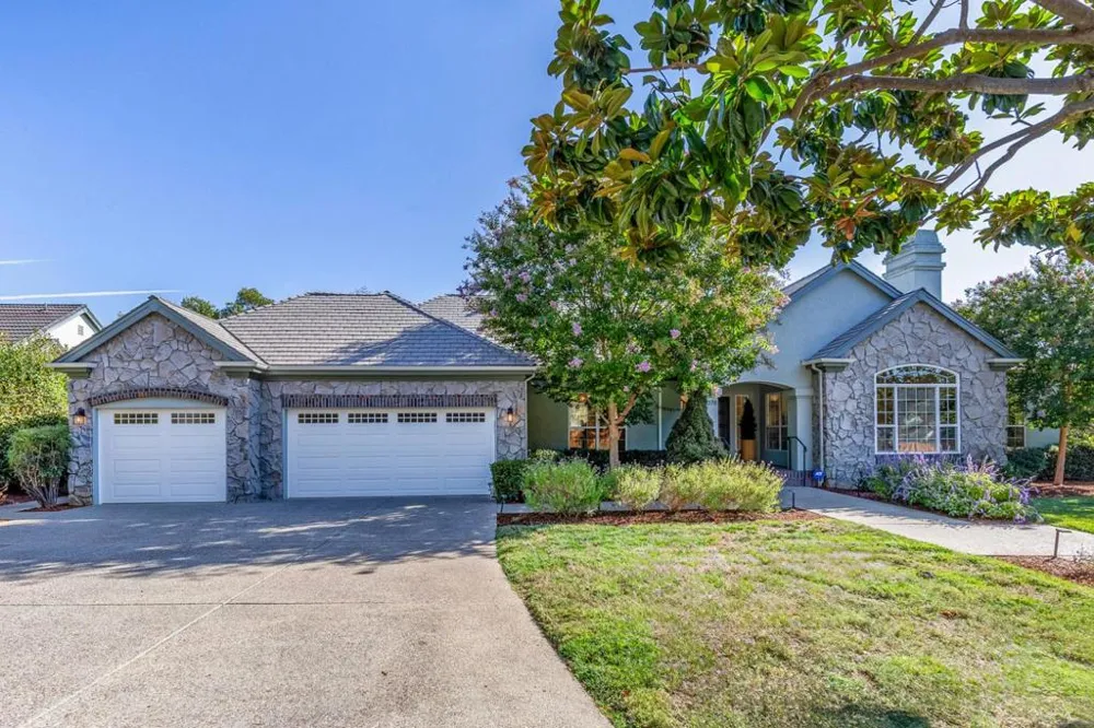 12078 Beauchamps Lane Saratoga, CA 95070
