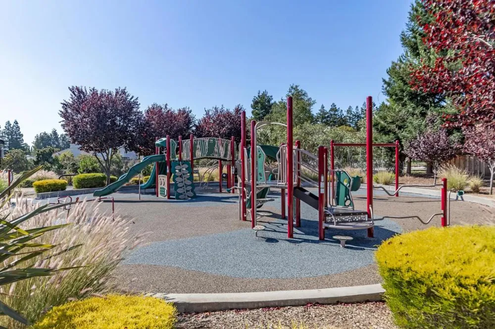 12078 Beauchamps Lane Saratoga, CA 95070