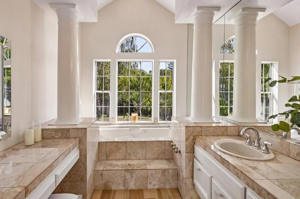 12078 Beauchamps Lane Saratoga, CA 95070