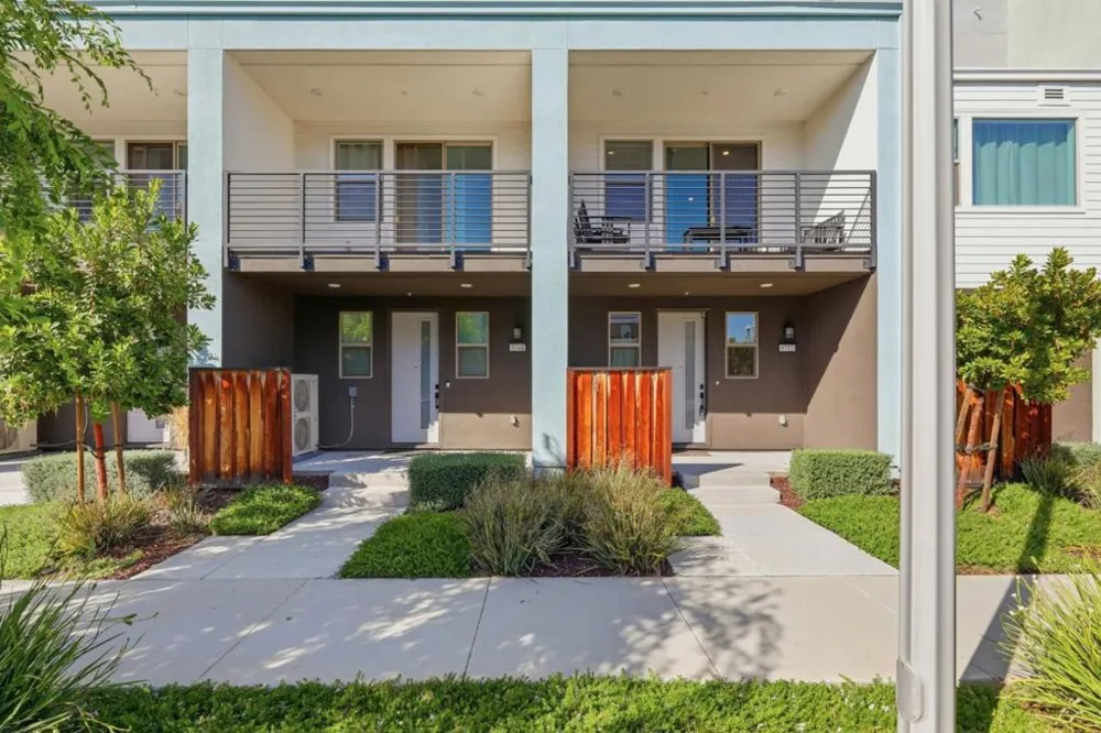5752 Vibrant Loop San Jose, CA 95119