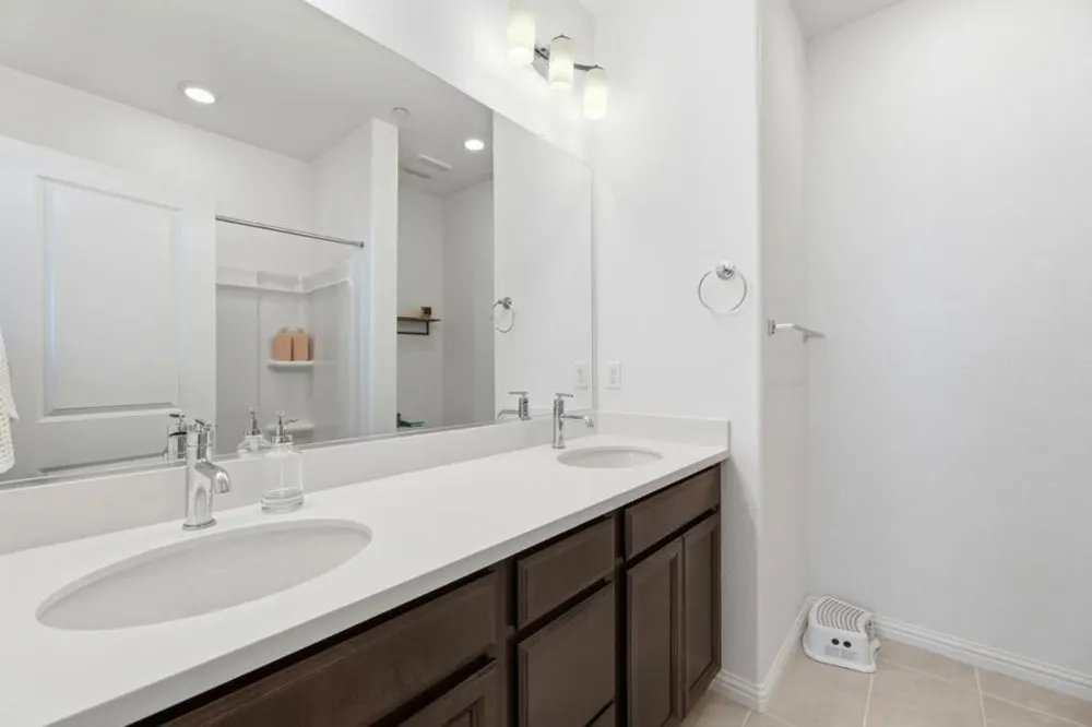 5752 Vibrant Loop San Jose, CA 95119