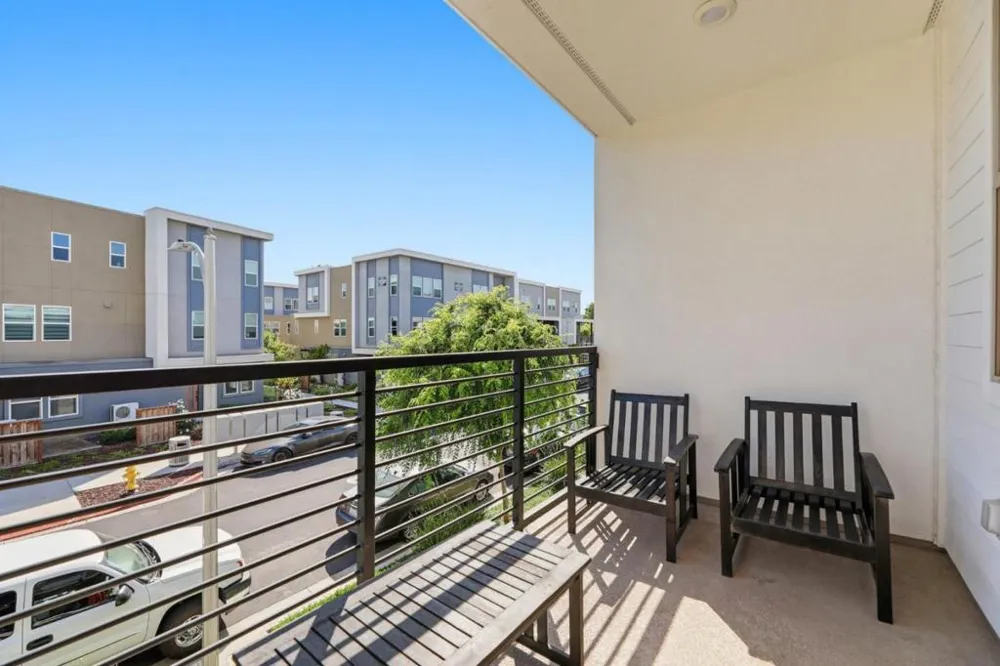 5752 Vibrant Loop San Jose, CA 95119