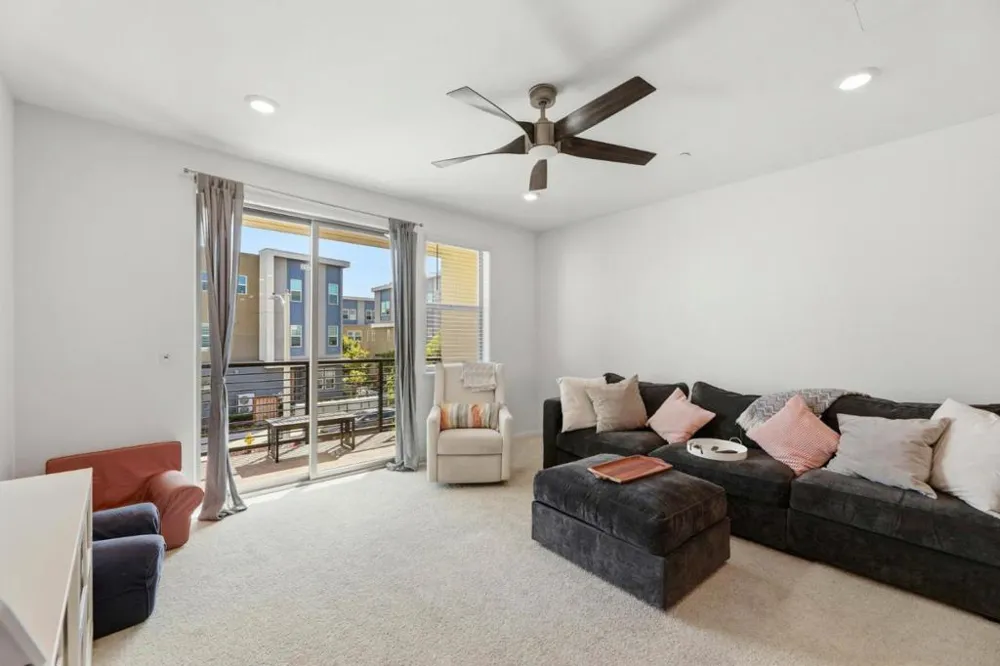 5752 Vibrant Loop San Jose, CA 95119