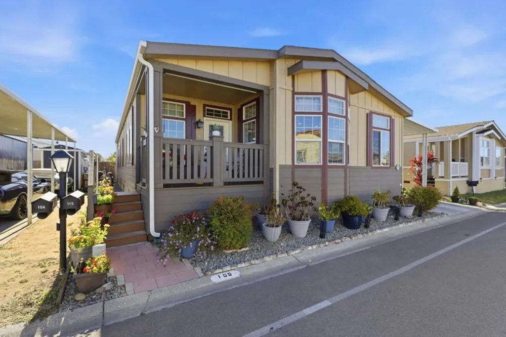 105 Calle Teresa #105 Sunnyvale, CA 94089