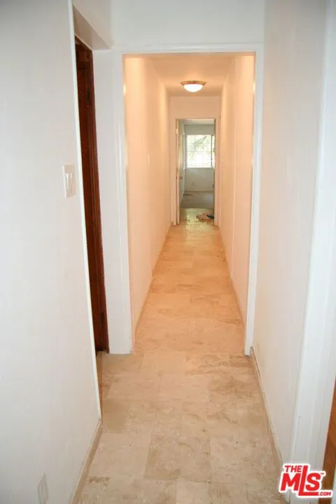 9814 Baden Avenue Chatsworth, CA 91311