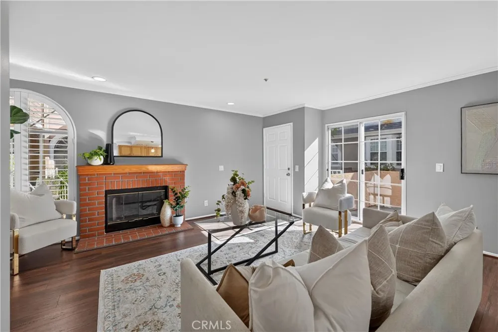 323 Genoa St #A Monrovia, CA 91016