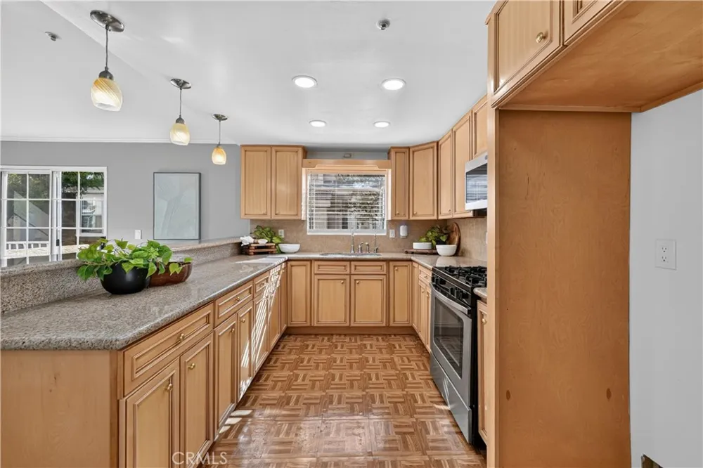 323 Genoa St #A Monrovia, CA 91016