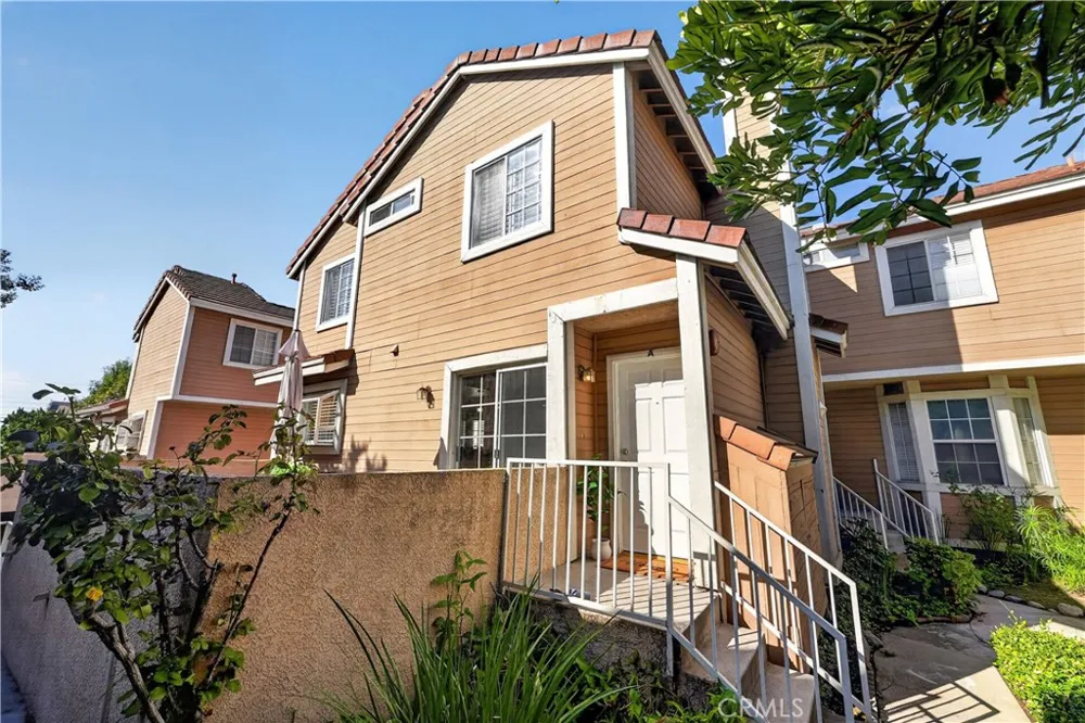 323 Genoa St #A Monrovia, CA 91016