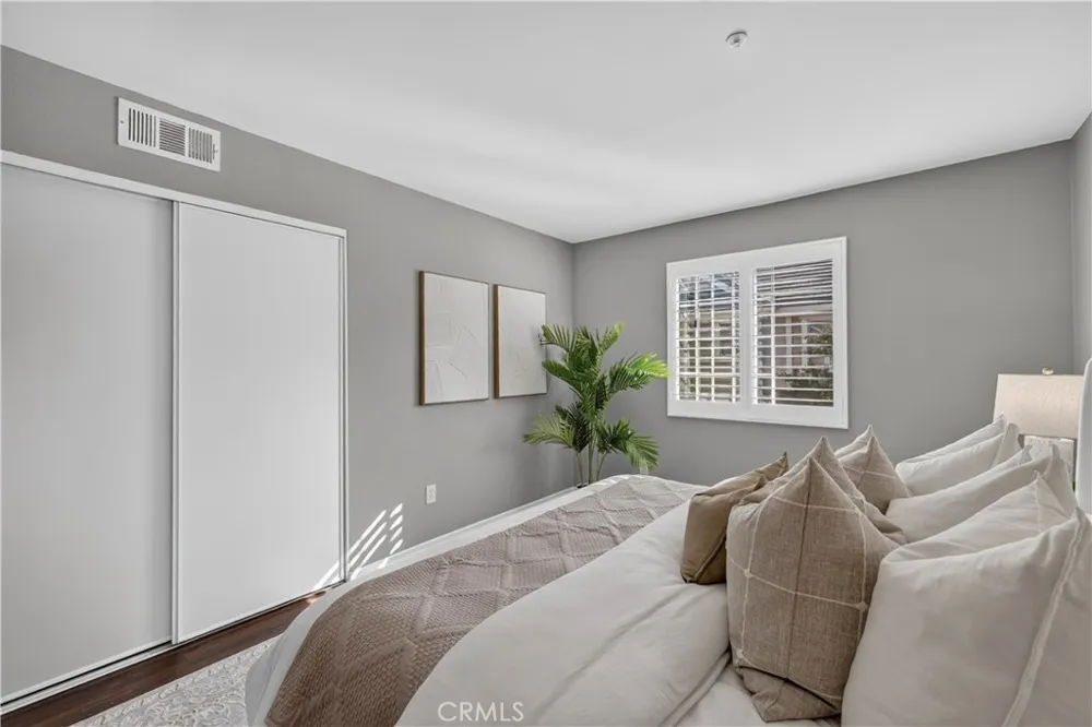 323 Genoa St #A Monrovia, CA 91016