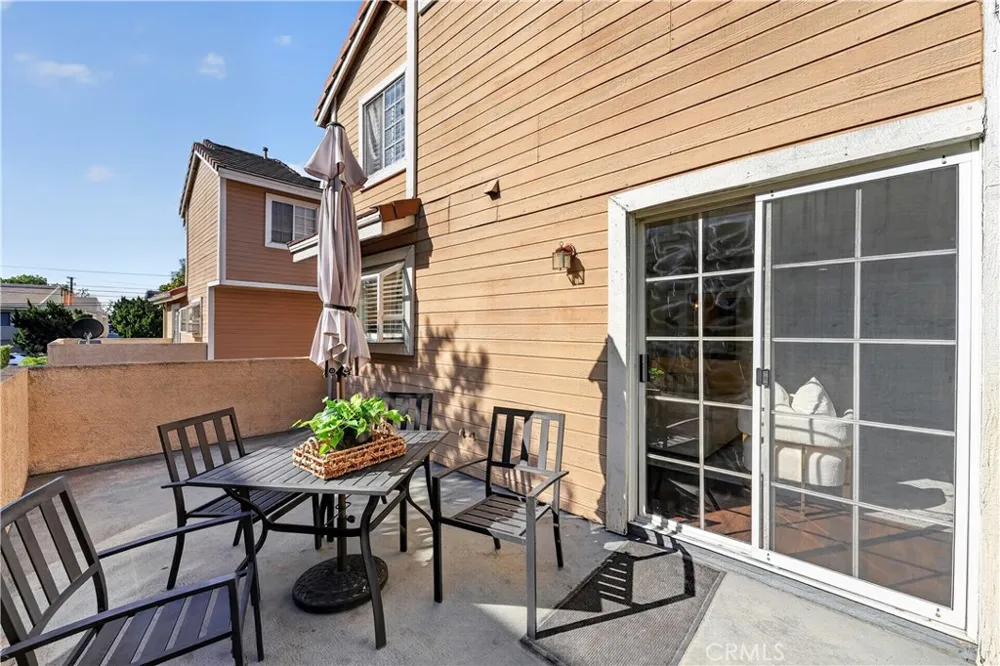 323 Genoa St #A Monrovia, CA 91016