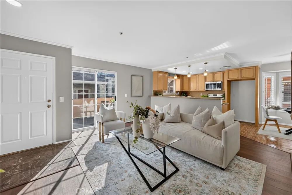 323 Genoa St #A Monrovia, CA 91016