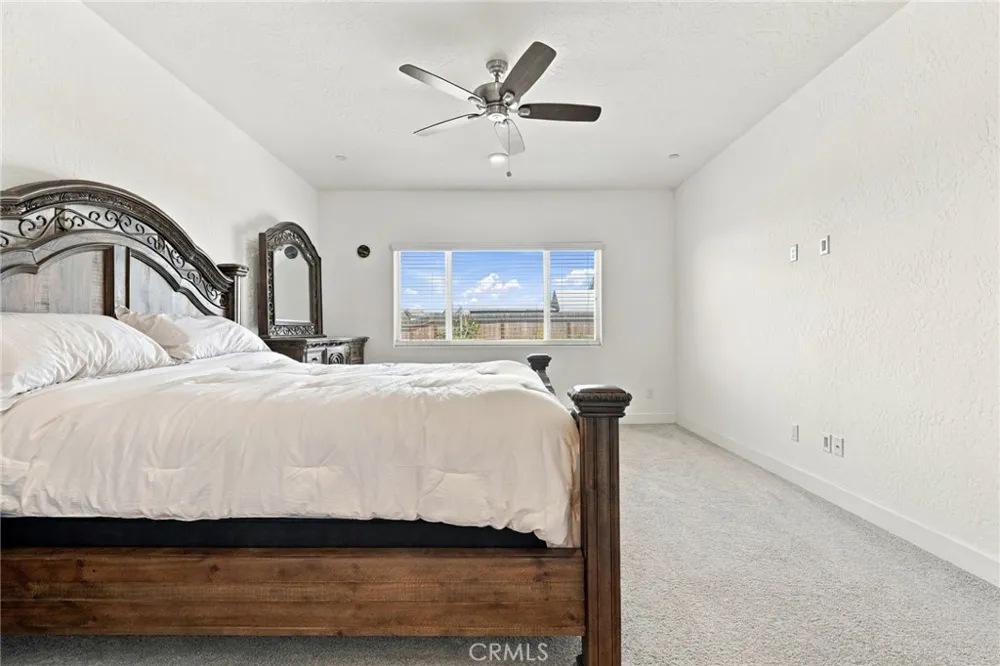 102 E Tyler Avenue Visalia, CA 93291