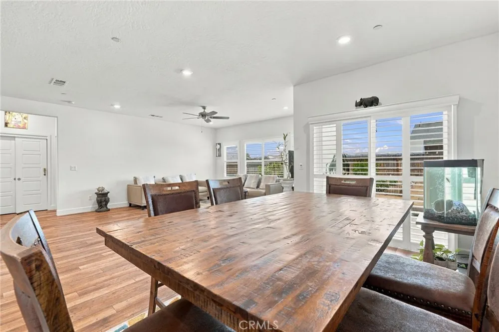 102 E Tyler Avenue Visalia, CA 93291